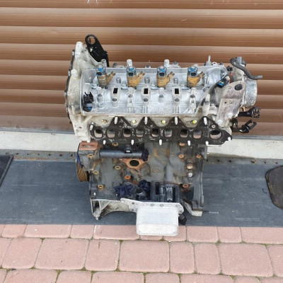 TRAFIC III VIVARO B 1.6 DCI R9M H413 Silnik z wtry