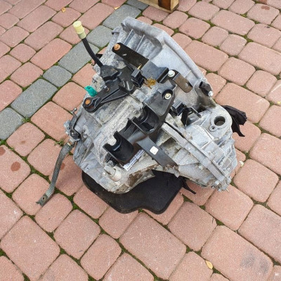 TRAFIC III VIVARO B 1.6 DCI Skrzynia biegów PF6040