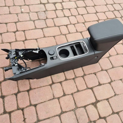 Tunel EU podłokietnik ładowarka Opel Astra K V 5