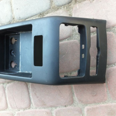 Tunel środkowy Audi A6 C6