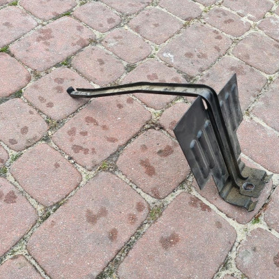 Uchwyt mocowanie akumulatora Opel Mokka