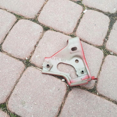 Uchwyt mocowanie błotnika Astra J IV 13276369