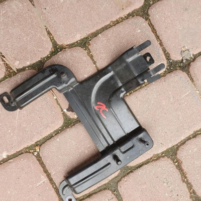 Uchwyt mocowanie radaru Opel Zafira C 13412834