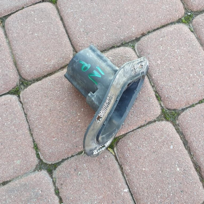 Uchwyt mocowanie spryskiwacza sprysk Opel Insignia