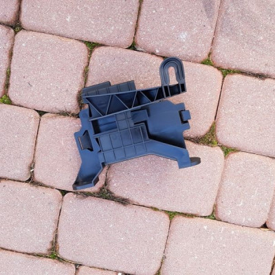 Uchwyt mocowanie sterownika Audi Q3 8U0907297