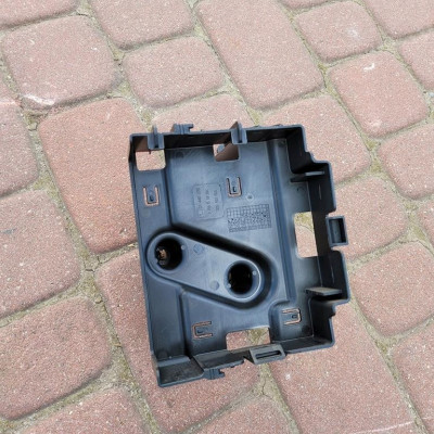 Uchwyt podstawa bezpieczników Opel Corsa E