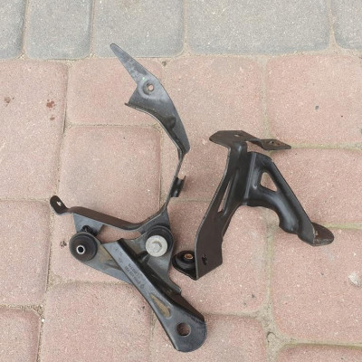 Uchwyt pompy wspomagania 1.6 Vivaro B Trafic III