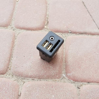USB gniazdo AUX SD Opel Insignia Astra J 22875066