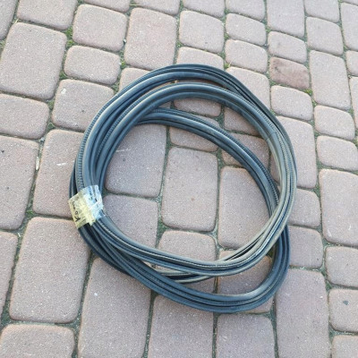 Uszczelka bagaznika drzwi Opel Insignia kombi
