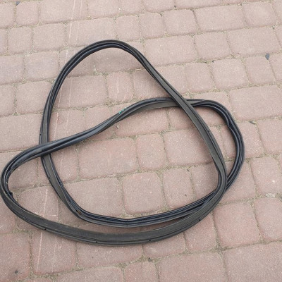 Uszczelka bagaznika klapy Opel Insignia SEDAN