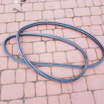 Uszczelka bagażnika klapy tył tylna Opel Meriva A