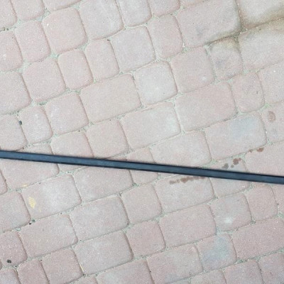 Uszczelka drzwi dolna zgarniacz Opel Insignia B