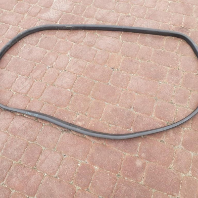 Uszczelka drzwi przód przednia Renault Captur