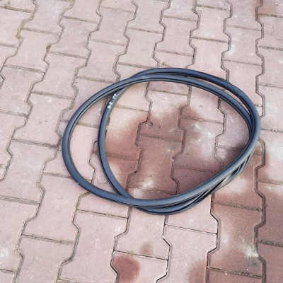 Uszczelka drzwi przód przednie prawa Passat B8 17