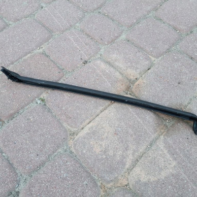 Uszczelka drzwi tył tylna lewa Renault Clio IV