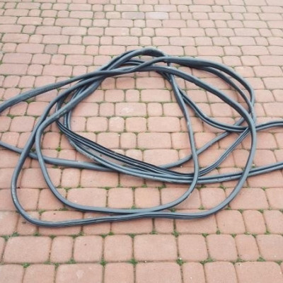 Uszczelka drzwi tył tylna RENAULT CAPTUR LT