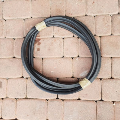 Uszczelka klapy bagażnika kombi Opel Astra J IV 4