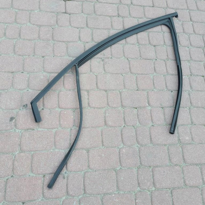 Uszczelka zgarniacz przednia lewa Renault Clio IV