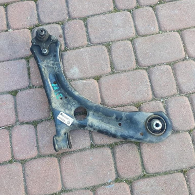 Wahacz przedni prawy LIFT VW Jetta 5C6