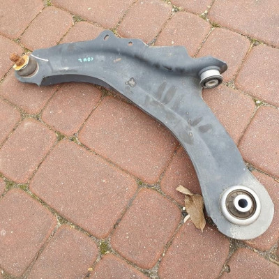 Wahacz przód przedni lewy NOWY Renault Captur