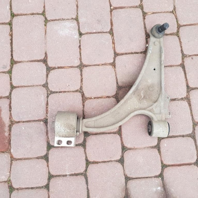 Wahacz przód przedni lewy Opel Astra J IV