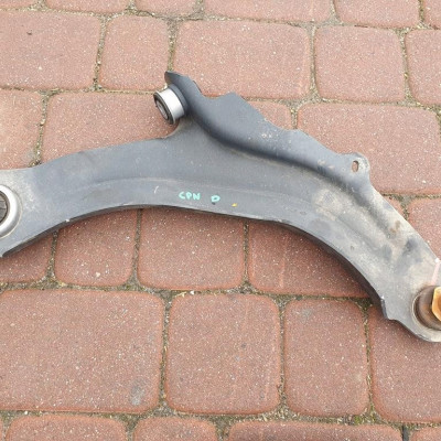 Wahacz przód przedni prawy NOWY Renault Captur