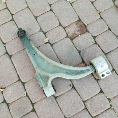 Wahacz przód przedni prawy Opel Zafira C