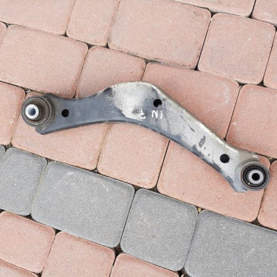 Wahacz tylny zawieszenie Opel Insignia 22940357