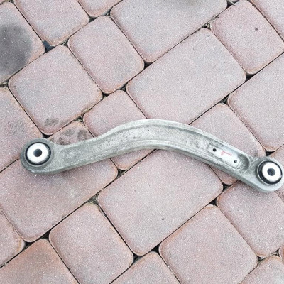 Wahacz tył tylny lewy sanki Mercedes W218 CLS