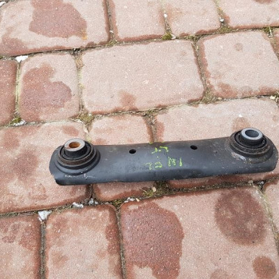 Wahacz tył tylny lewy zawieszenie Opel Insignia