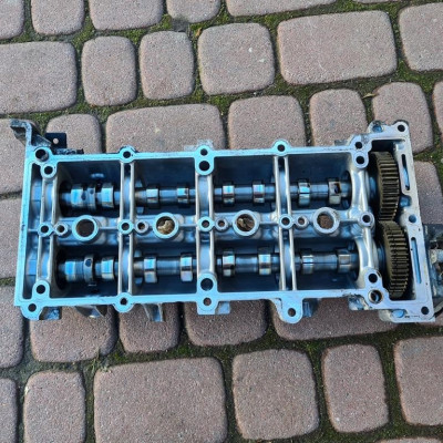 Wałek wałki pokrywa dekiel Opel Insignia 55574600