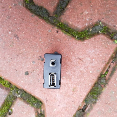 Wejście USB aux Opel Astra J IV 4 13360040