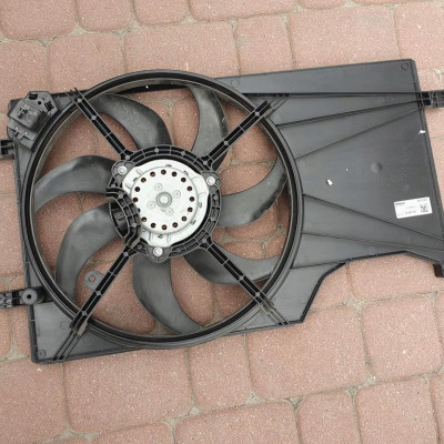 Wentylatory 1.3CDTI Opel Corsa E HB147002 E5483006