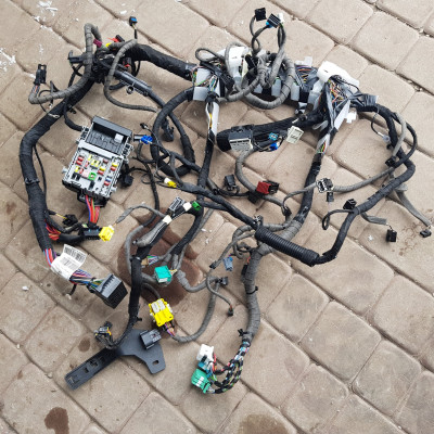 Wiązka deski xenon nawi Opel Zafira C 20808648