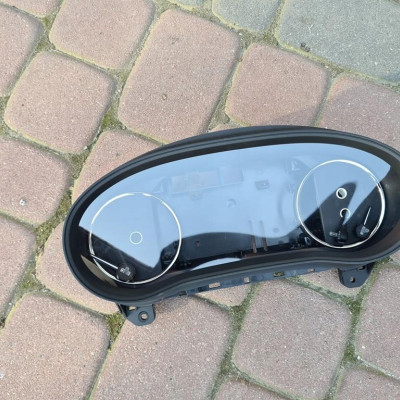 Obudowa licznika licznik osłona Opel Insignia B