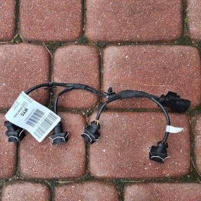 Wiązka wtrysków 1.6T Opel Corsa E 55567242