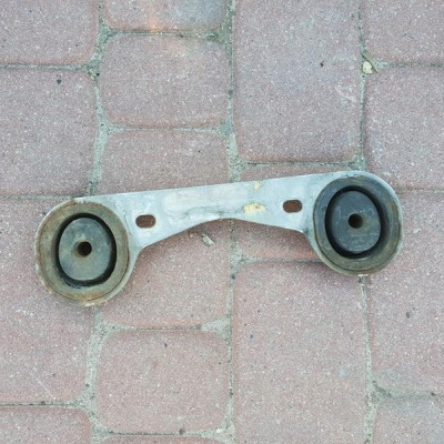 Wieszak mocowanie wydech Opel Insignia 13229794