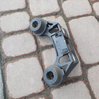 Wieszak mocowanie wydechu Opel Astra K V 13453675