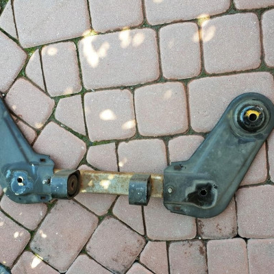 Wieszak uchwyt wydechu gumy tłumika Opel Zafira C