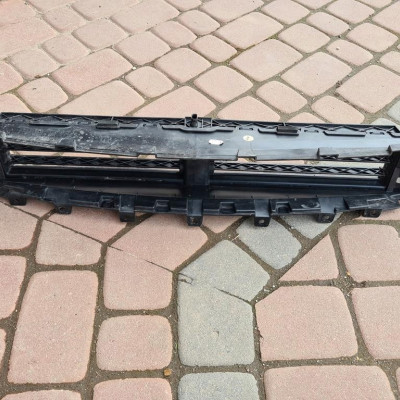 Wlot powietrza żaluzja Opel Astra K V 39081586