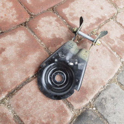 Wspornik mocowanie belki Opel Insignia 13271699