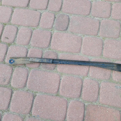 Wspornik sanek belki Opel Corsa E
