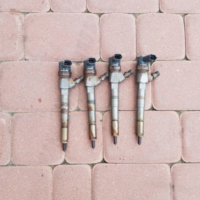 Wtrysk wtryski Opel Insignia 0445110423 55577668