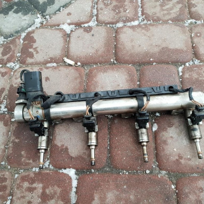 Wtrysk wtryskiwacz 2.0T Opel Insignia 12614736