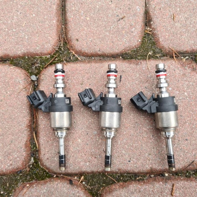 Wtrysk wtryskiwacz Opel Astra K V 12664120