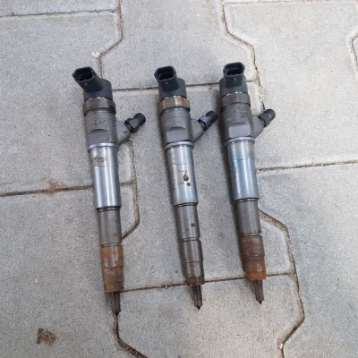 Wtryski Wtryskiwacz Primastar Trafic 82812226