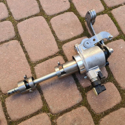 Wybierak skrzyni biegów Opel Astra J IV 55582311