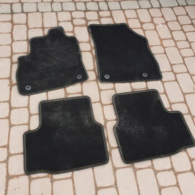 Wycieraczki dywaniki Europa Opel Astra K V