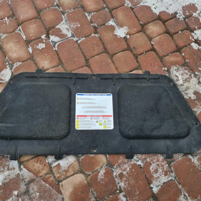 Wyciszenie maski Opel Combo D