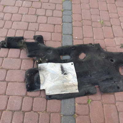 Wyciszenie sciany grodziowej Vivaro B Trafic III